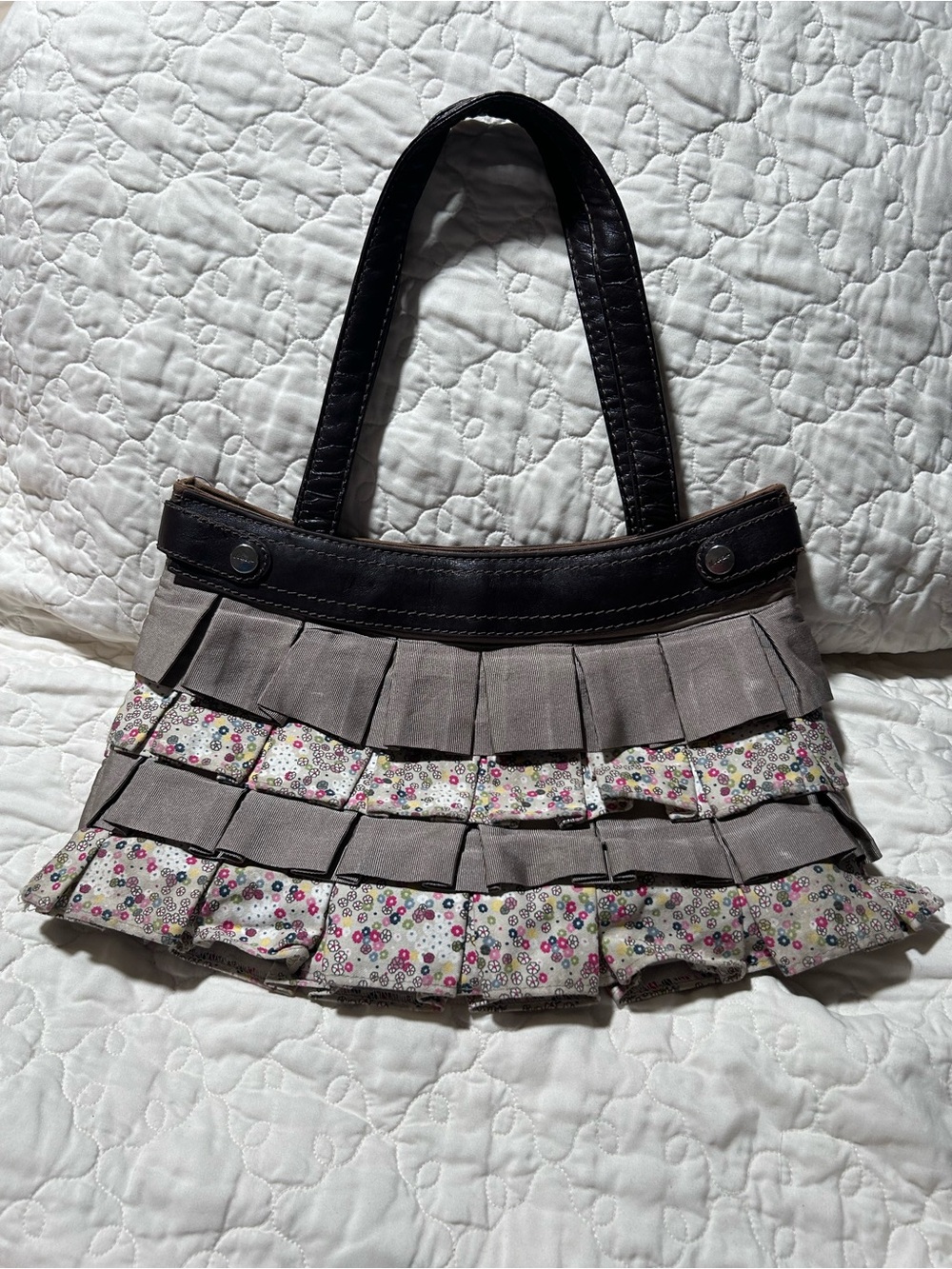 Thirty-One Interchangeable Ruffle Skirt Purse Boho Floral